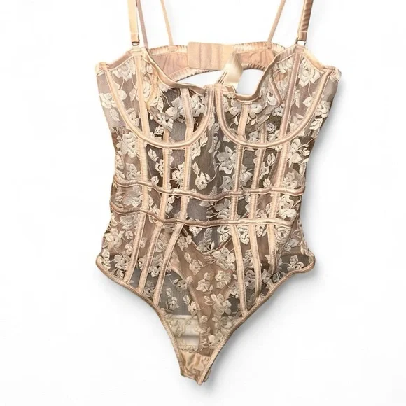 Bras N Things Pink Floral Lace Bodysuit - Picture 4 of 10